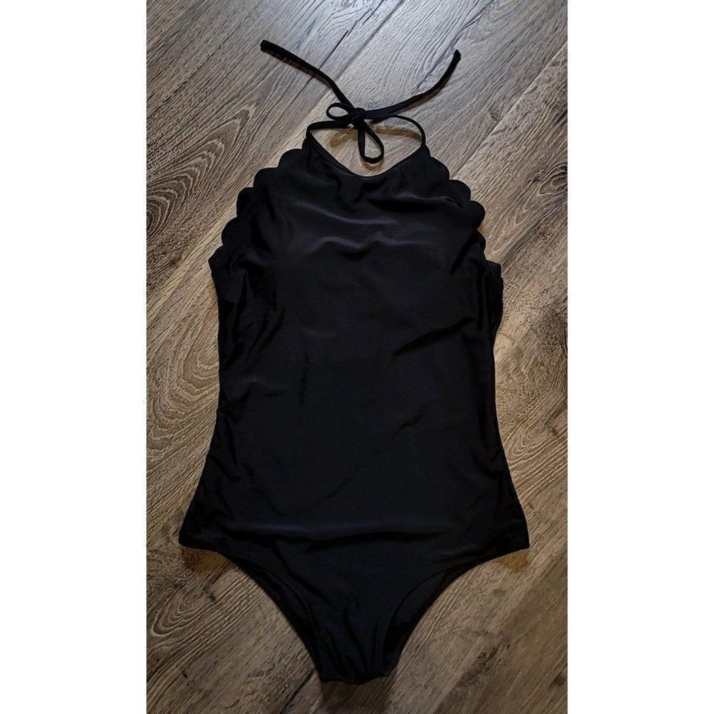 Blooming Jelly Scalloped Haulter Cheeky One Piece Swimsuit Women's Size Medium